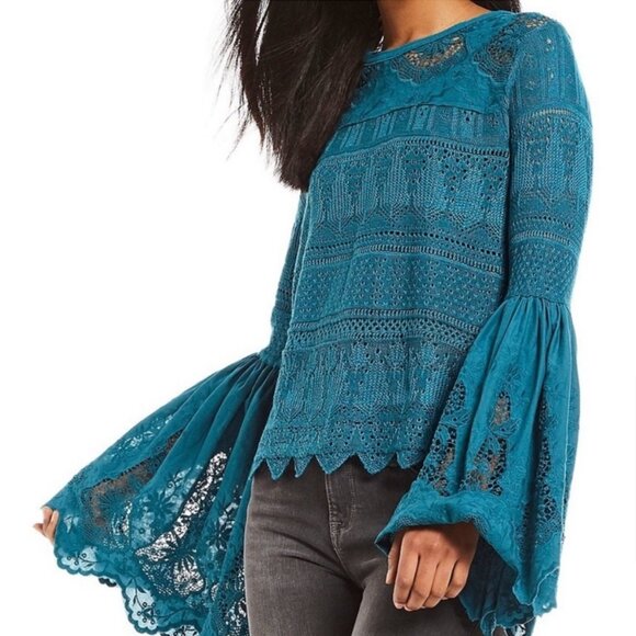 Free People Turquoise Once Upon A Time Bell Sleeve Peasant Top SM NWOT - Picture 3 of 17